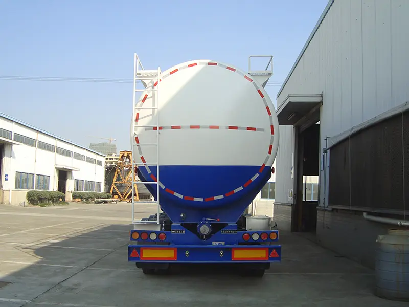 GoldBees ElectricHydraulic Auger Conveyor Bulk Feed Transport Semi-Trailer ---Advanced Efficiency & Durability (4)